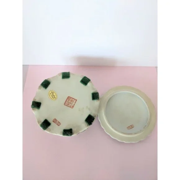 Vintage Andrea By Sadek Large Watercolor Porcelain Trinket Box With Lid - Picture 2 of 8